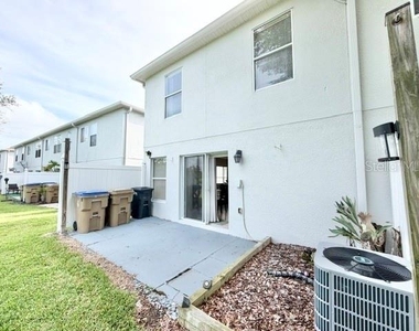 2438 Hassonite Street - Photo Thumbnail 12