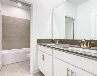 5792 Stephens Road - Photo Thumbnail 38