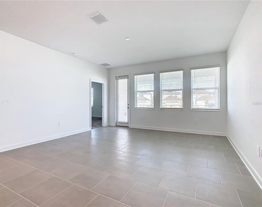5792 Stephens Road - Photo Thumbnail 14