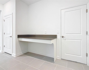5792 Stephens Road - Photo Thumbnail 36