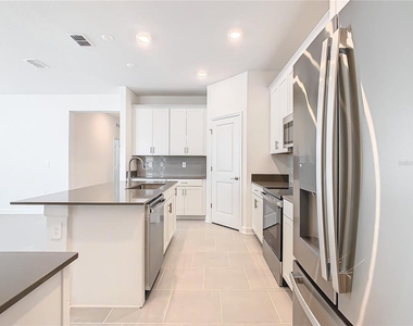 5792 Stephens Road - Photo Thumbnail 12