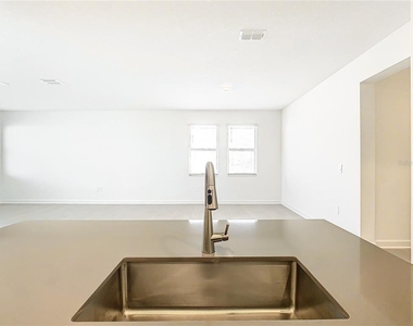 5792 Stephens Road - Photo Thumbnail 10