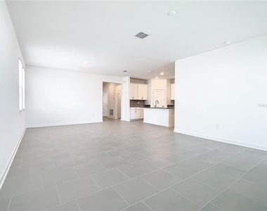 5792 Stephens Road - Photo Thumbnail 18