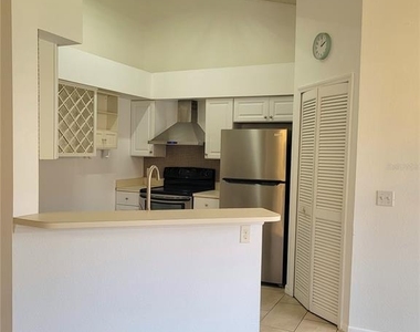 4807 Brighton Terrace - Photo Thumbnail 4
