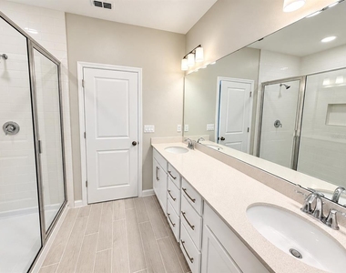 763 Pilea Street - Photo Thumbnail 16