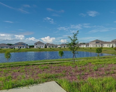 4840 Edensbridge Lane - Photo Thumbnail 32