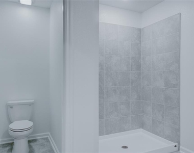 4840 Edensbridge Lane - Photo Thumbnail 28