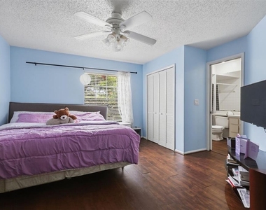4478 Oak Arbor Circle - Photo Thumbnail 17