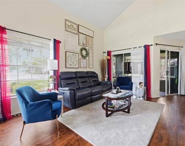 4478 Oak Arbor Circle - Photo Thumbnail 9