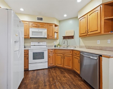 4478 Oak Arbor Circle - Photo Thumbnail 14