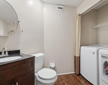 4478 Oak Arbor Circle - Photo Thumbnail 16
