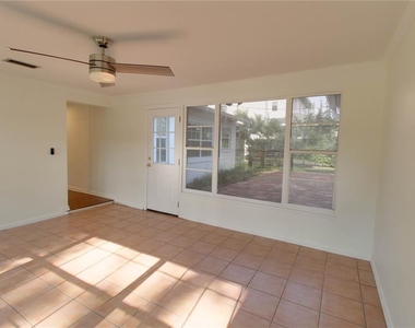 1667 Mizell Avenue - Photo Thumbnail 10