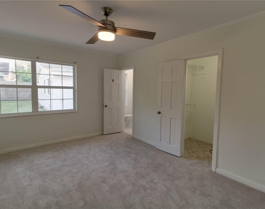 1667 Mizell Avenue - Photo Thumbnail 11