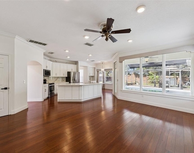 4920 Hook Hollow Circle - Photo Thumbnail 5