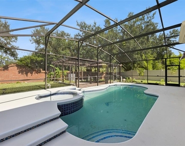 4920 Hook Hollow Circle - Photo Thumbnail 31