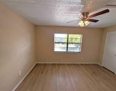 3441 Oak Trail Court - Photo Thumbnail 12