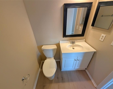 3441 Oak Trail Court - Photo Thumbnail 14