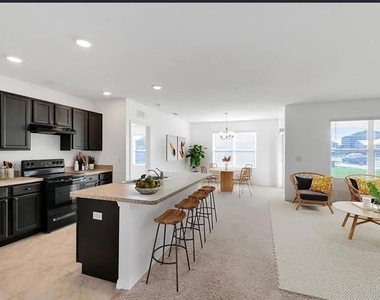 448 Panda Place - Photo Thumbnail 2