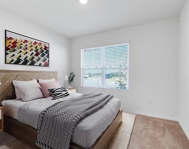 448 Panda Place - Photo Thumbnail 7