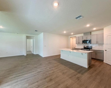 4943 Marshelder Street - Photo Thumbnail 3