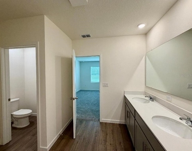 4943 Marshelder Street - Photo Thumbnail 11