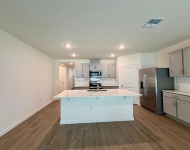 4943 Marshelder Street - Photo Thumbnail 5