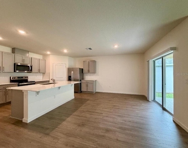 4943 Marshelder Street - Photo Thumbnail 4