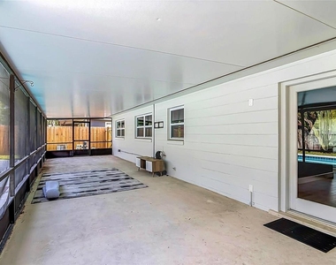 8676 Hillside Drive - Photo Thumbnail 46