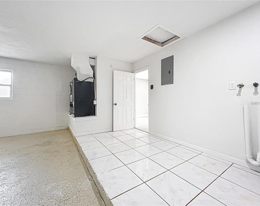 8676 Hillside Drive - Photo Thumbnail 41