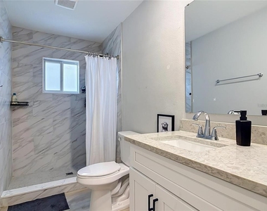 8676 Hillside Drive - Photo Thumbnail 32