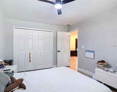 8676 Hillside Drive - Photo Thumbnail 28