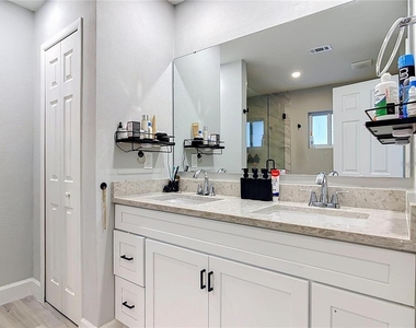 8676 Hillside Drive - Photo Thumbnail 39