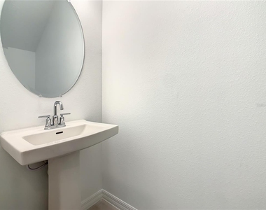 1256 Lago Vista Court - Photo Thumbnail 24