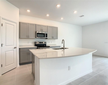 1256 Lago Vista Court - Photo Thumbnail 22