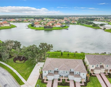 1256 Lago Vista Court - Photo Thumbnail 7