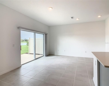 1256 Lago Vista Court - Photo Thumbnail 15