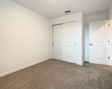 1256 Lago Vista Court - Photo Thumbnail 31