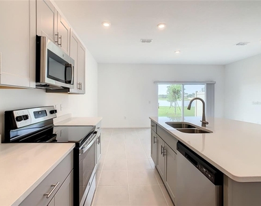 1256 Lago Vista Court - Photo Thumbnail 19