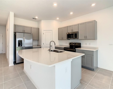 1256 Lago Vista Court - Photo Thumbnail 17