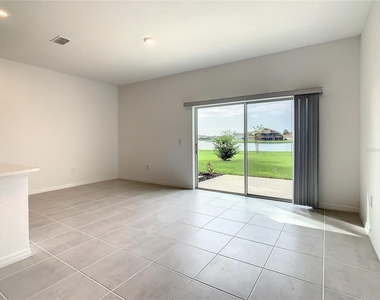 1256 Lago Vista Court - Photo Thumbnail 12