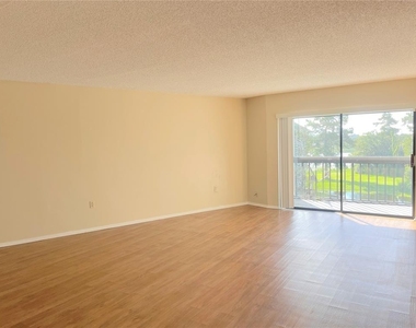 1054 Lotus Cove Court - Photo Thumbnail 2