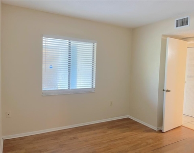 1054 Lotus Cove Court - Photo Thumbnail 9
