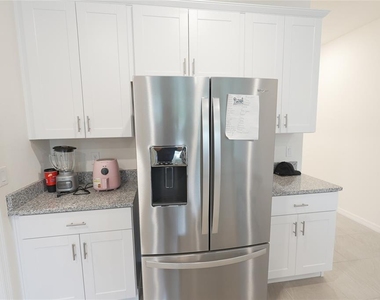 4417 Small Creek Road - Photo Thumbnail 6