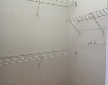 4905 Alavista Drive - Photo Thumbnail 12