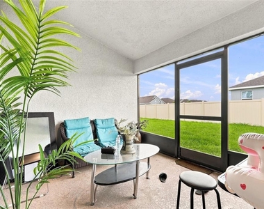 2302 Friendly Confines Loop - Photo Thumbnail 18