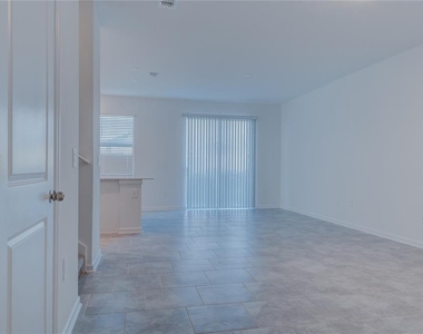 3149 Laurent Loop - Photo Thumbnail 14