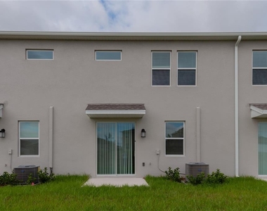 3149 Laurent Loop - Photo Thumbnail 8
