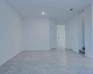 3149 Laurent Loop - Photo Thumbnail 18