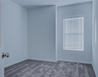 3149 Laurent Loop - Photo Thumbnail 27