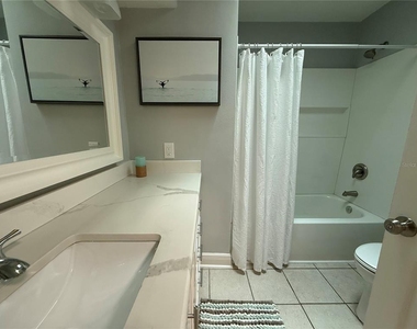 2809 W Fairbanks Avenue - Photo Thumbnail 10
